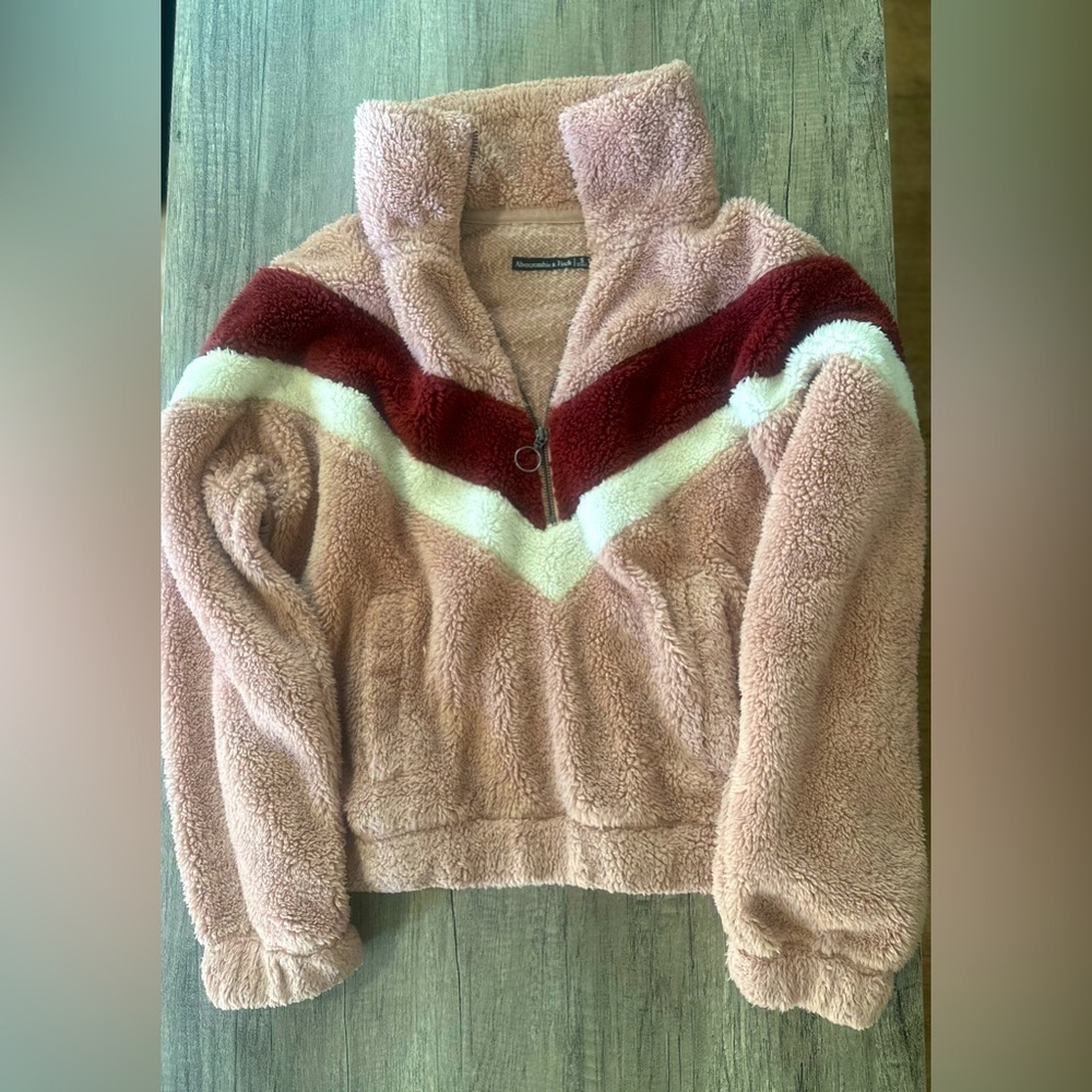 Abercrombie & Fitch Oversized Pink Chevron Sherpa Size Small